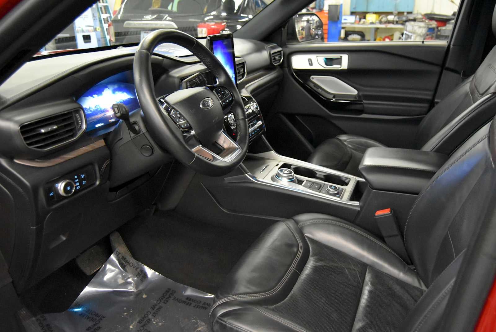 2023 Ford Explorer Platinum