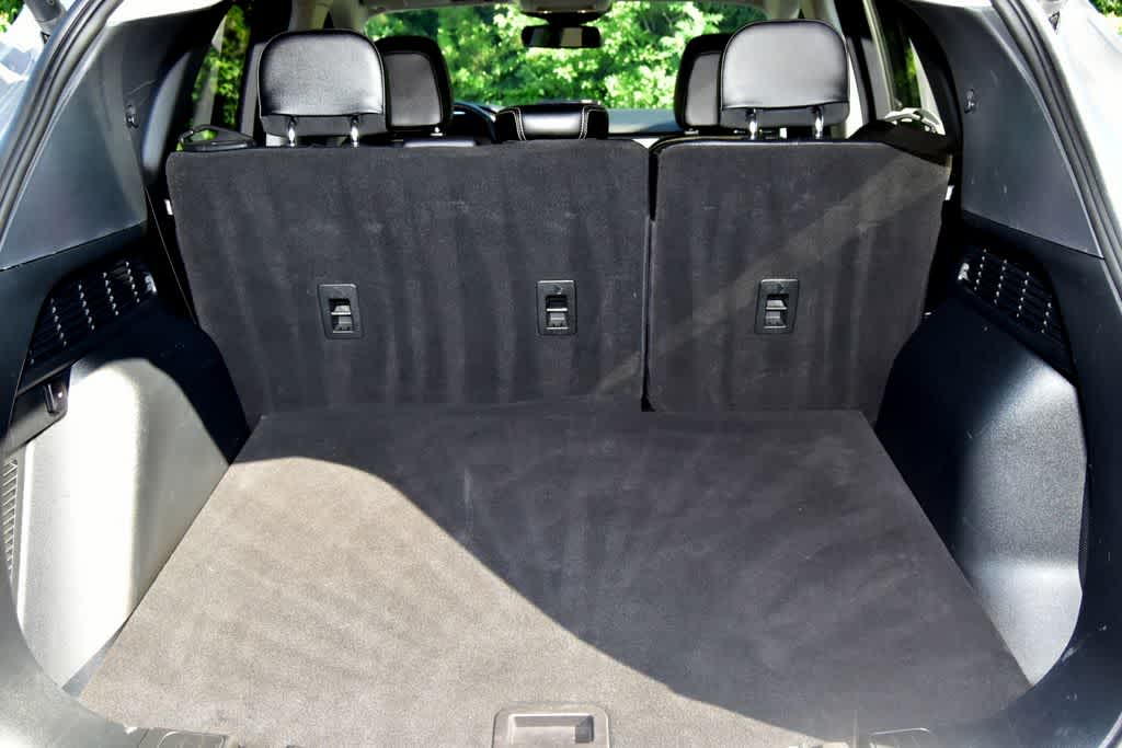 2022 Ford Escape Titanium Hybrid