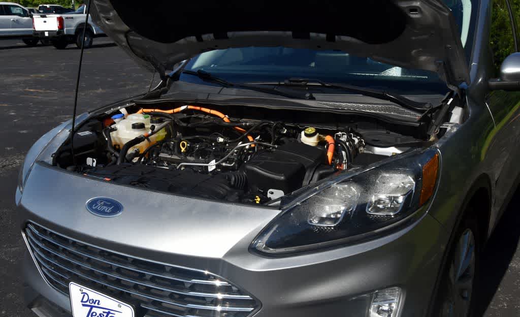 2022 Ford Escape Titanium Hybrid