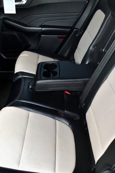 2022 Ford Escape Titanium Hybrid