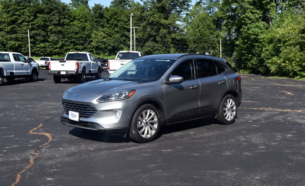 2022 Ford Escape Titanium Hybrid