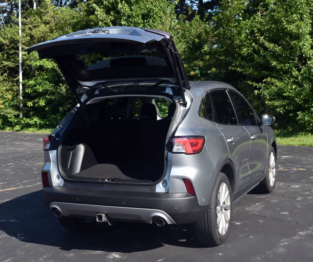 2022 Ford Escape Titanium Hybrid