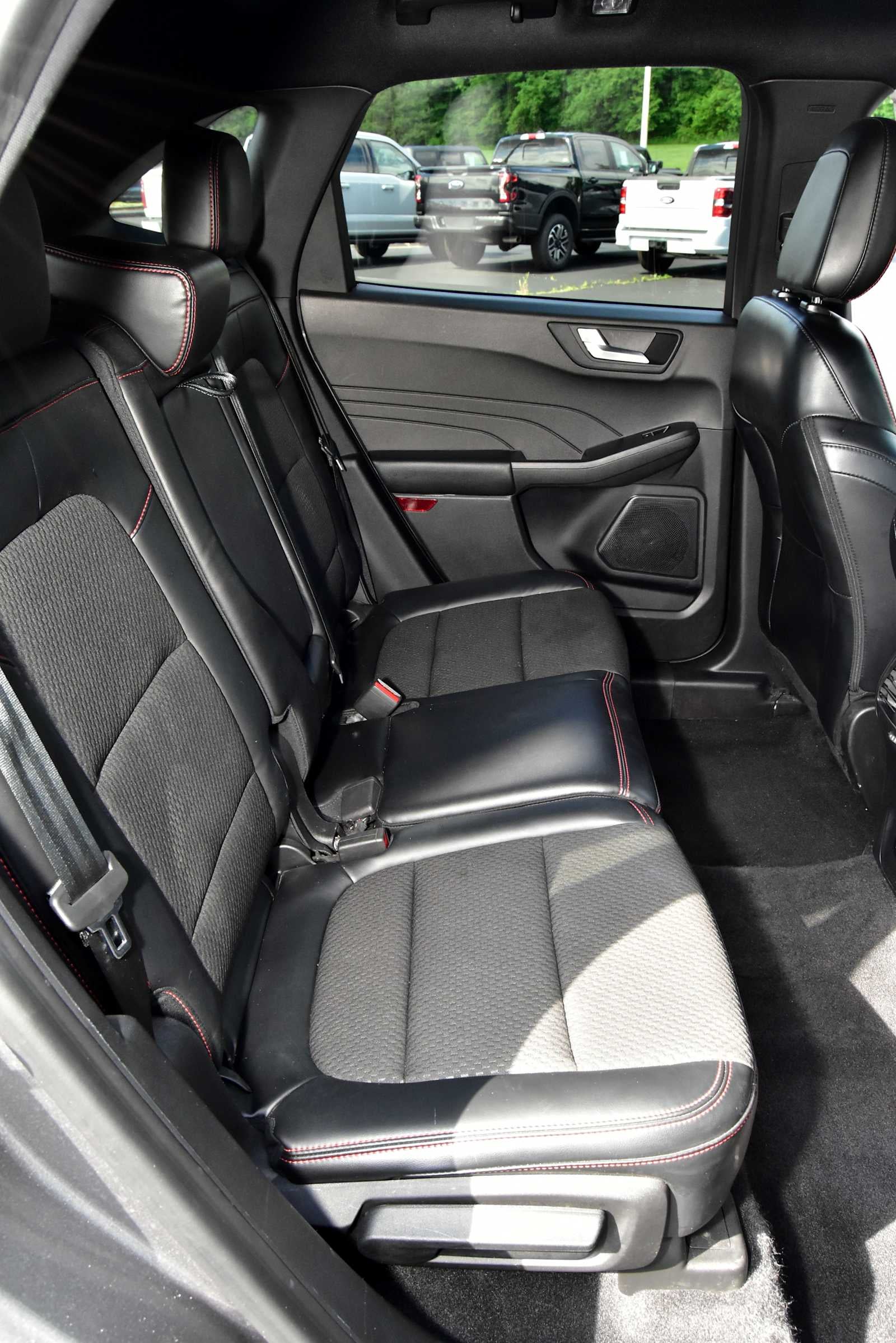 2023 Ford Escape ST-Line Select
