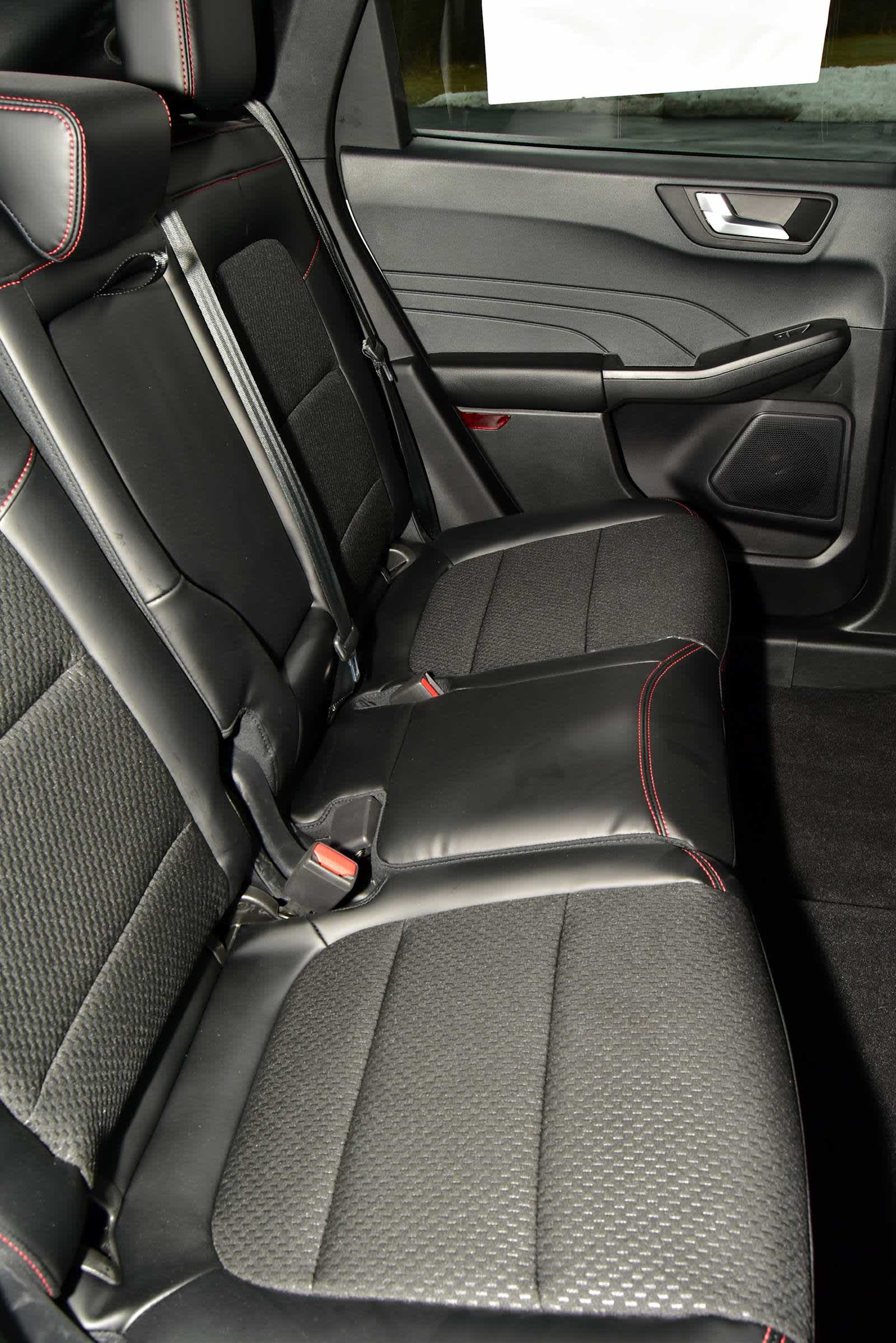 2026 Ford Escape ST-Line Select