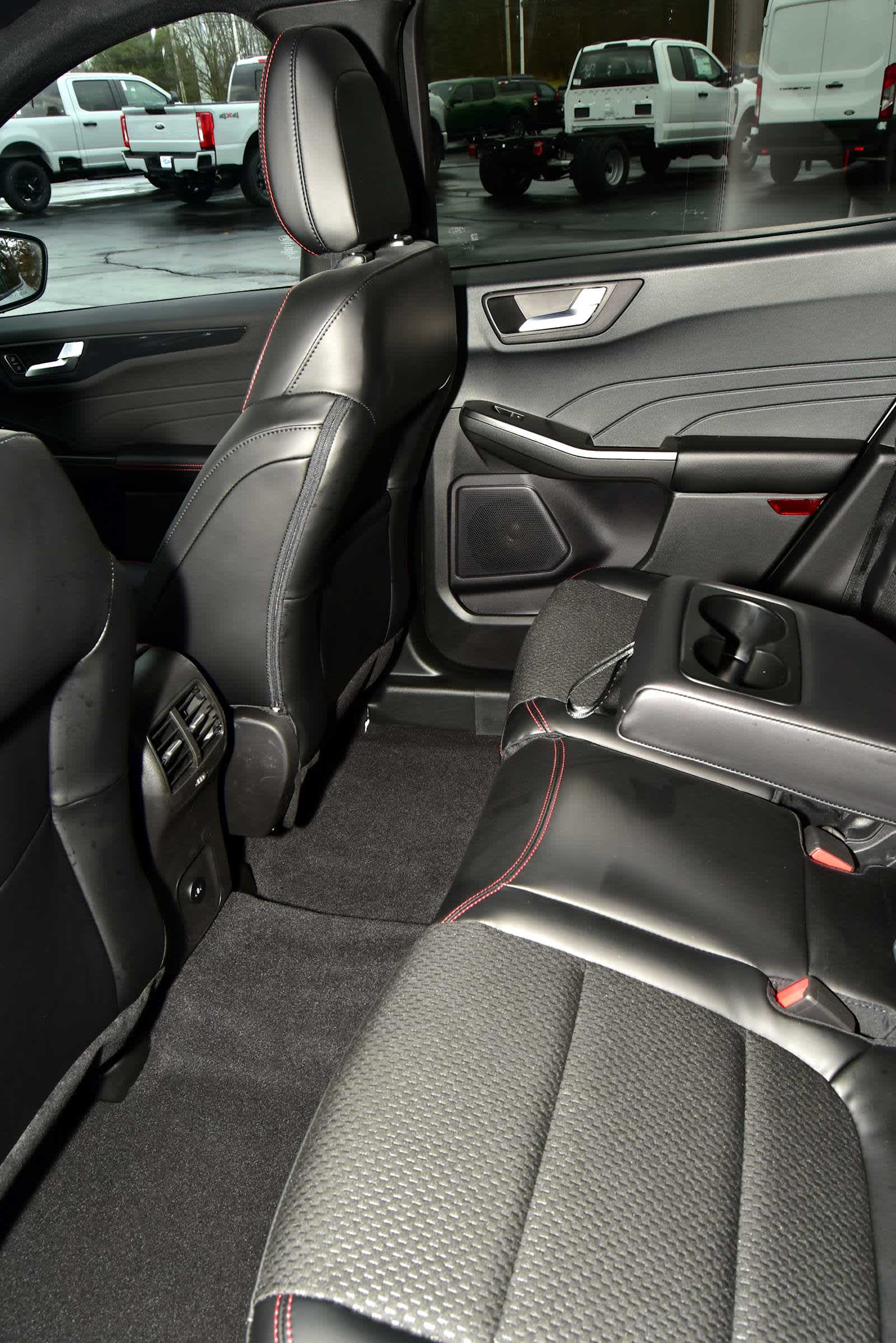 2026 Ford Escape ST-Line Select