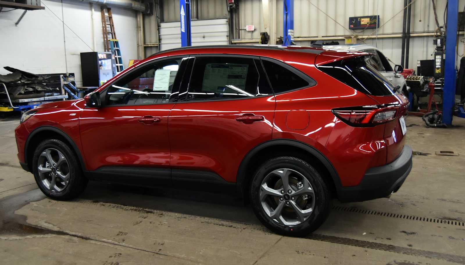 2026 Ford Escape ST-Line Select