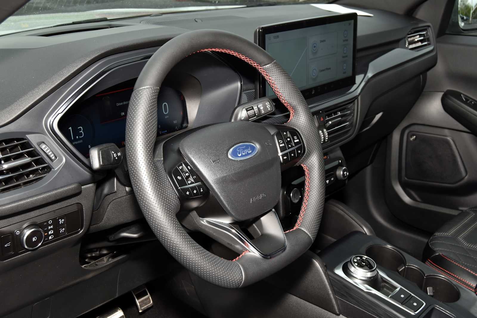 2023 Ford Escape ST-Line Elite