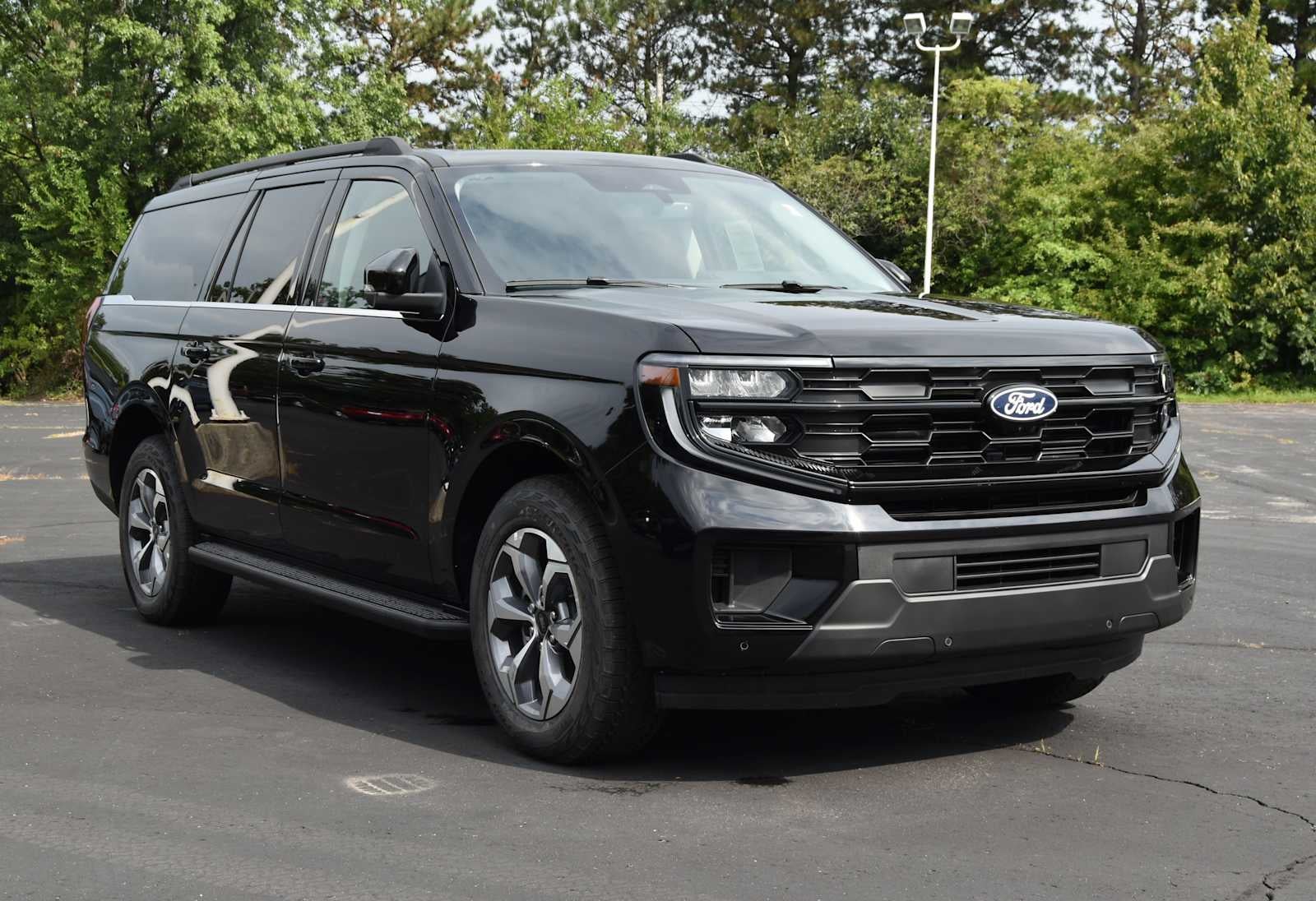 2027 Ford Expedition Max Active