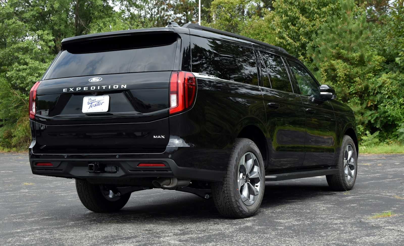 2027 Ford Expedition Max Active