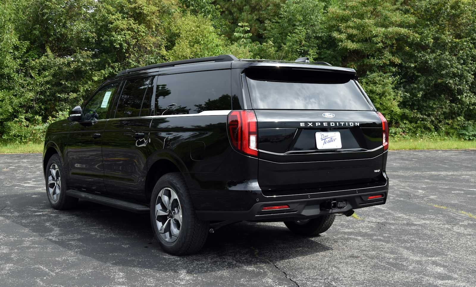 2027 Ford Expedition Max Active