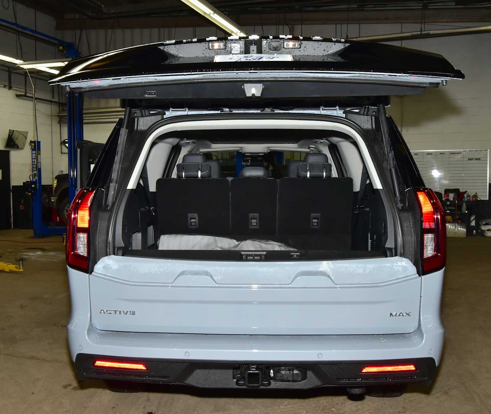 2026 Ford Expedition Max Active