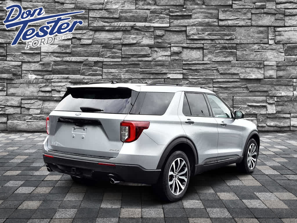 2023 Ford Explorer ST-Line