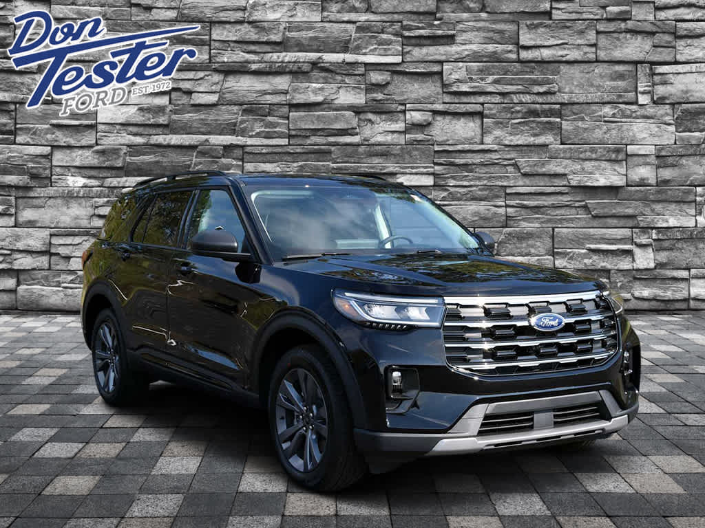 2026 Ford Explorer Active w/100A Pkg