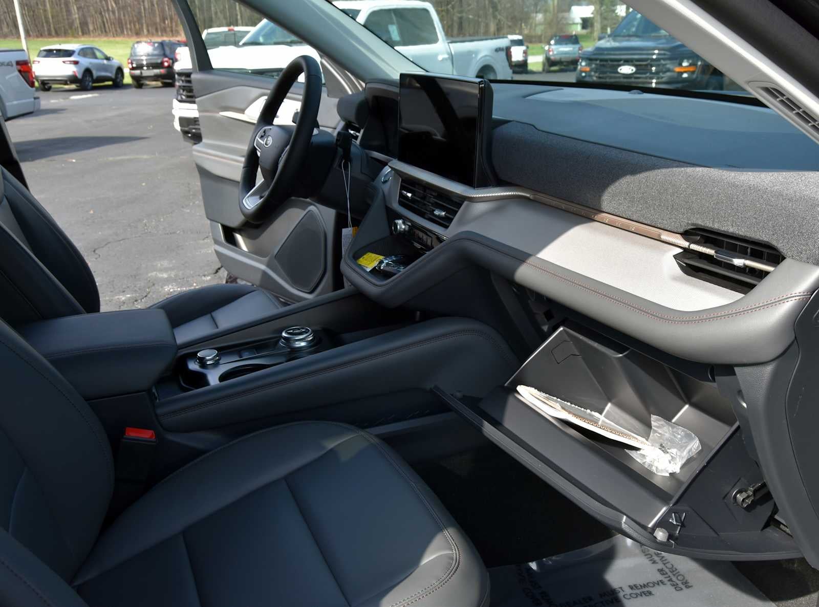 2026 Ford Explorer Active w/100A Pkg