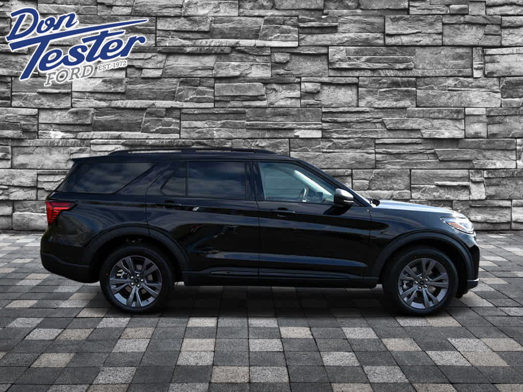 2026 Ford Explorer Active w/100A Pkg