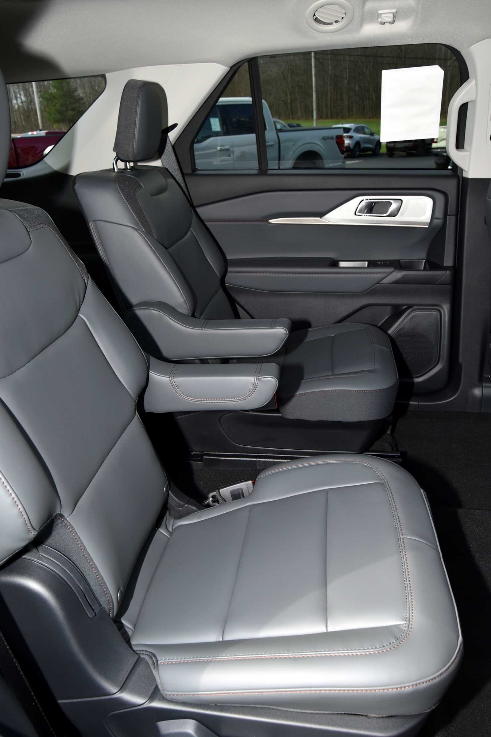 2026 Ford Explorer Active w/100A Pkg