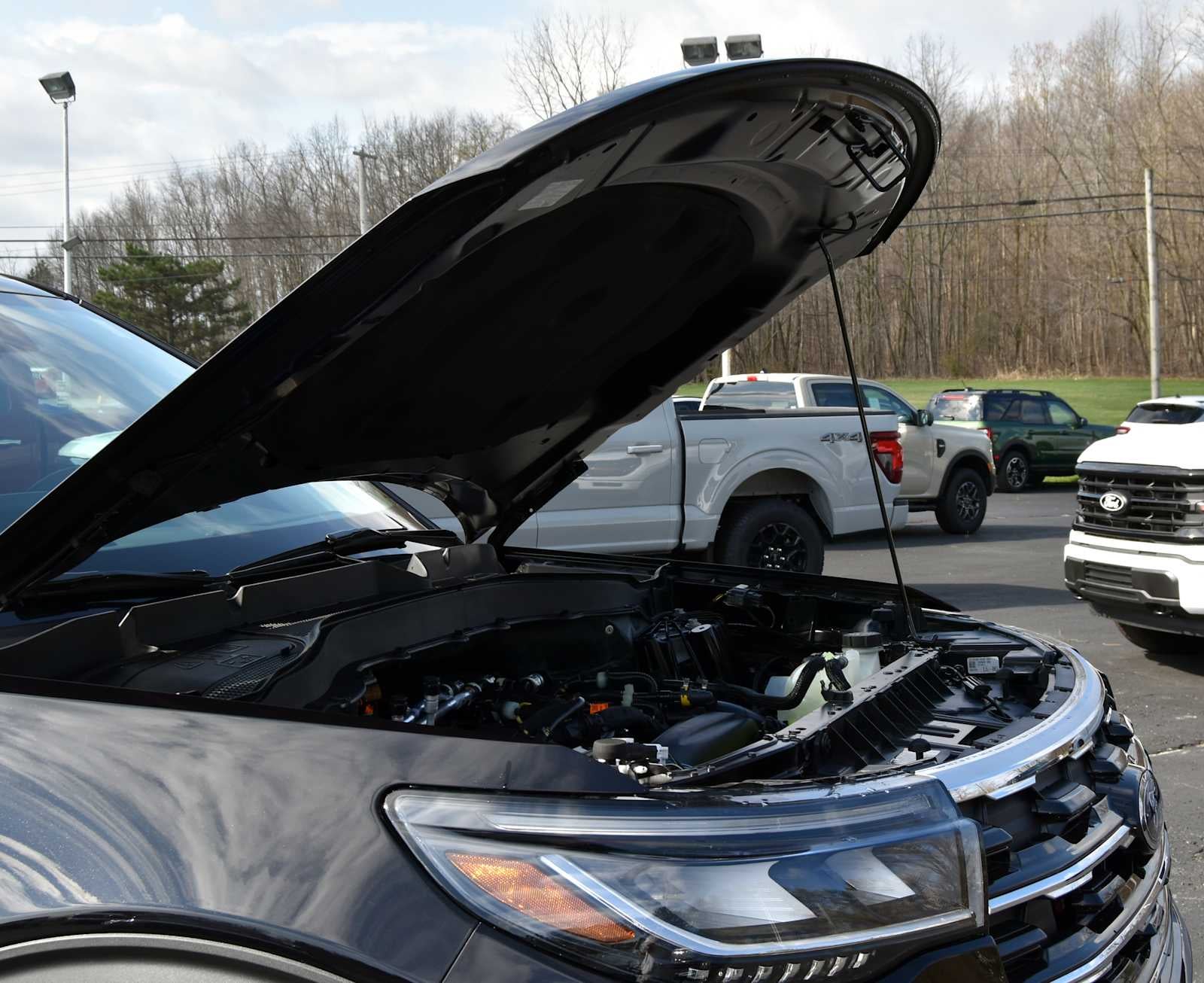 2026 Ford Explorer Active w/100A Pkg