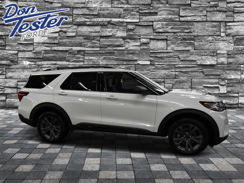 2026 Ford Explorer Active w/200A Pkg