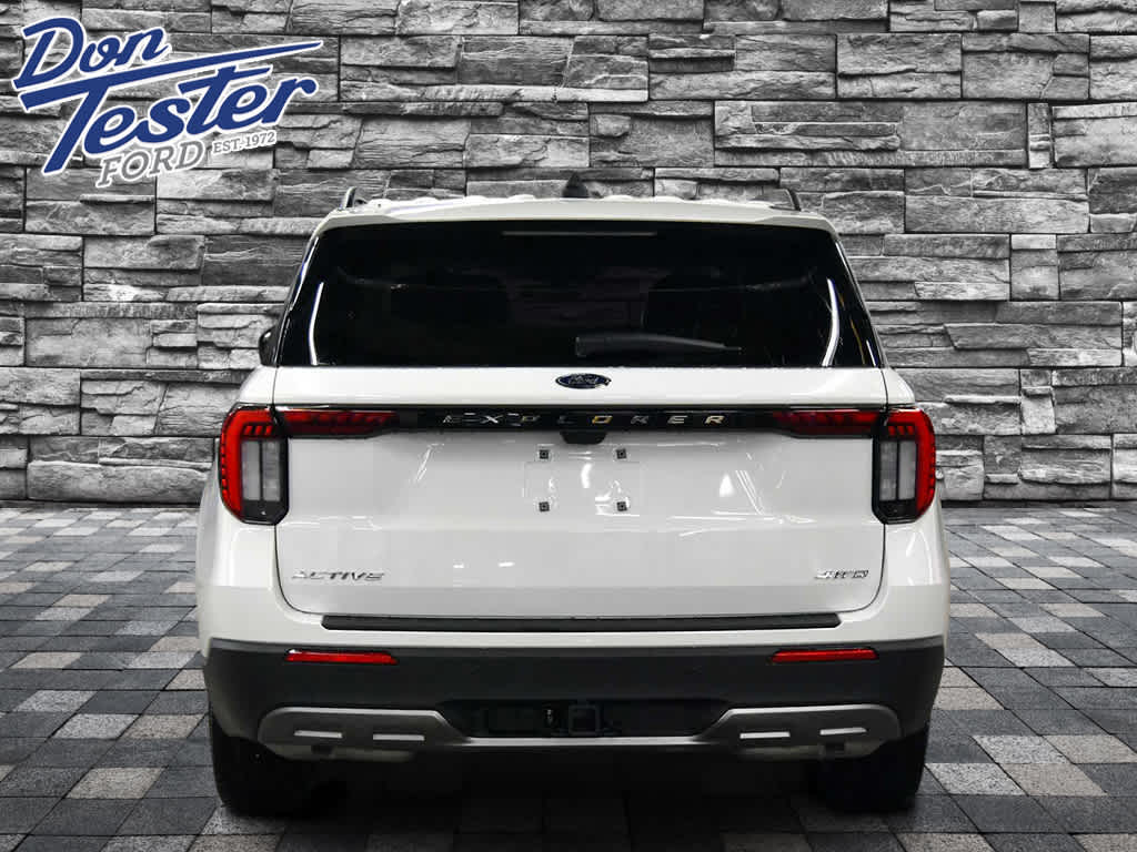 2026 Ford Explorer Active w/200A Pkg