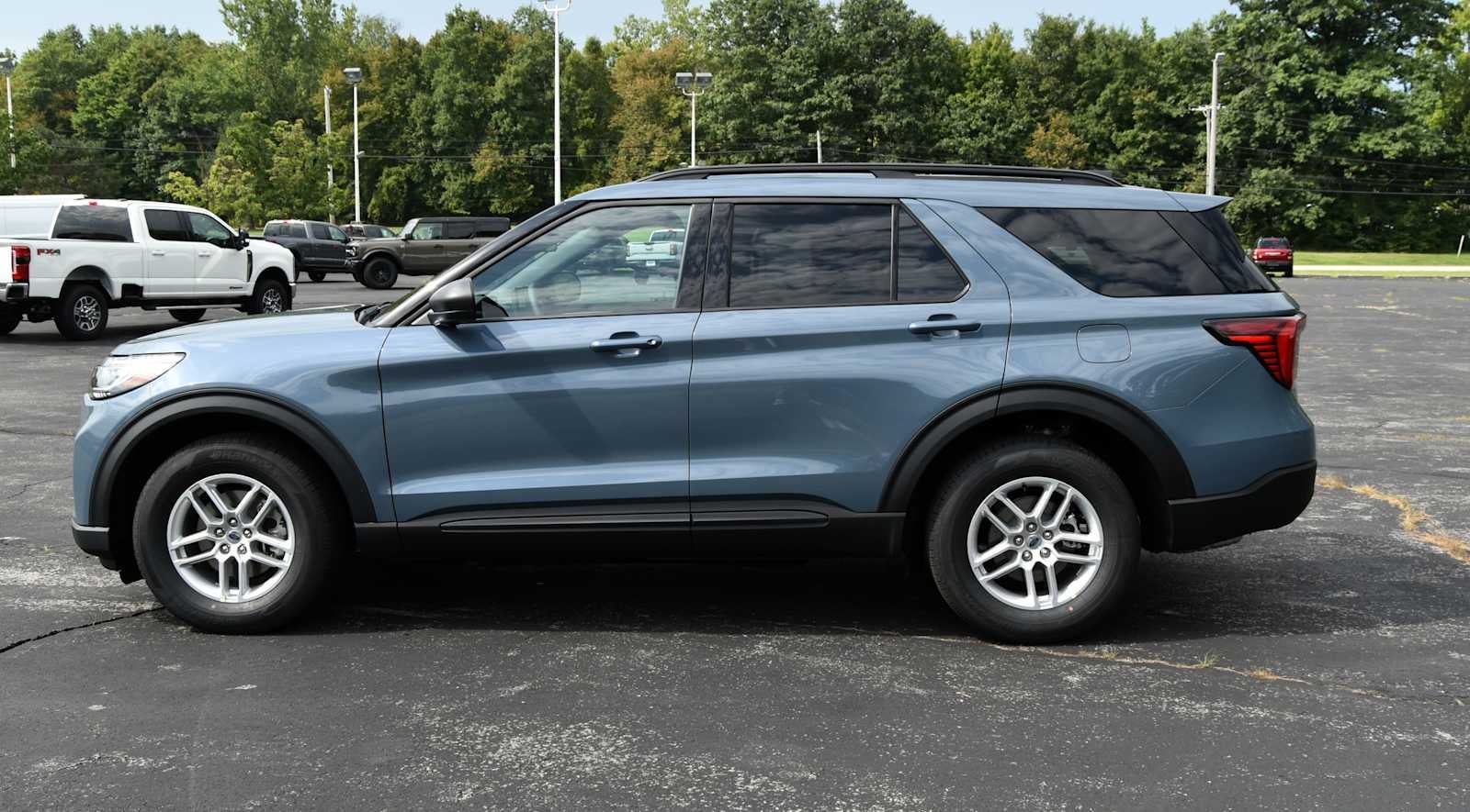 2027 Ford Explorer Active w/100A Pkg