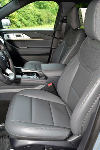 2027 Ford Explorer Active w/100A Pkg