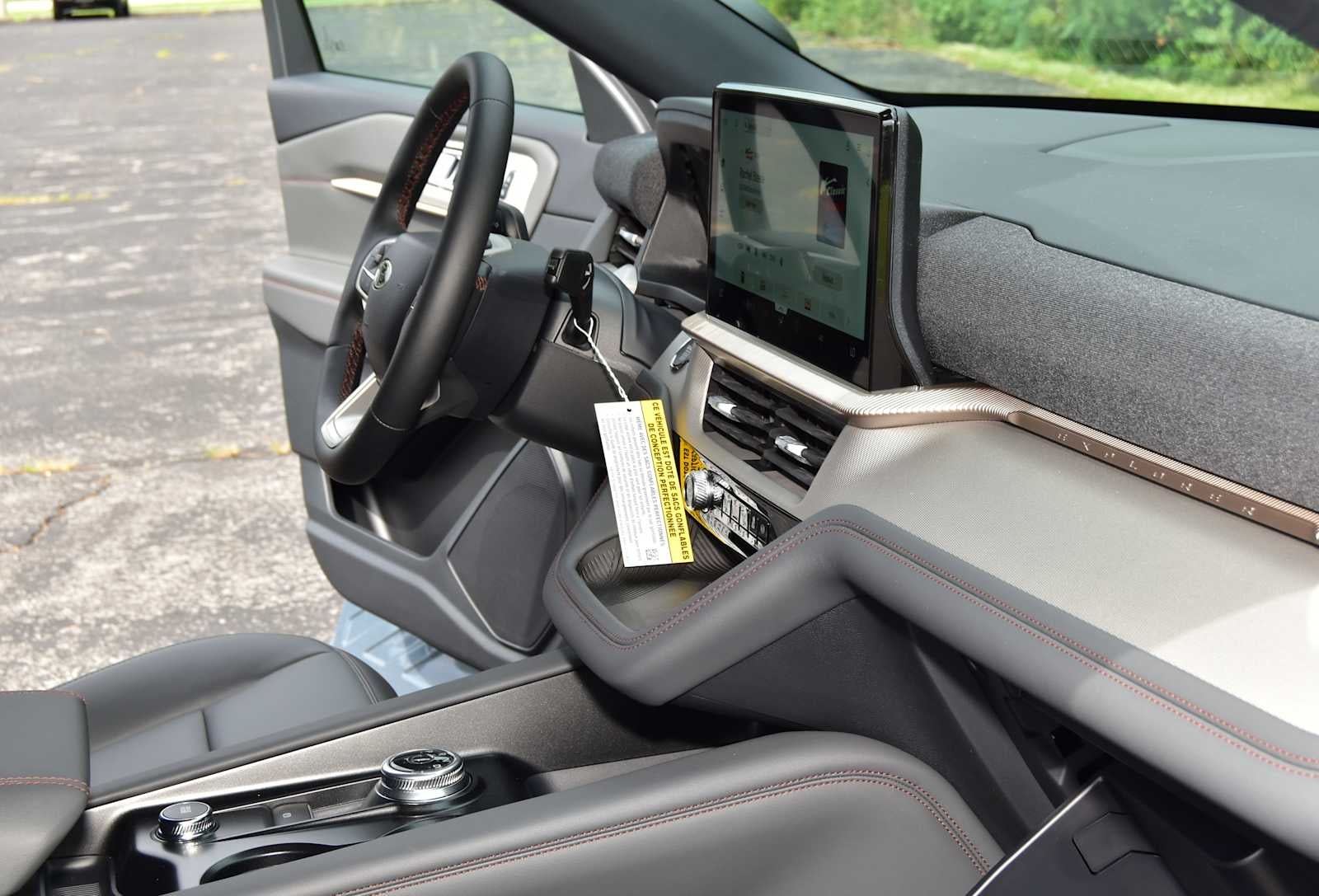 2027 Ford Explorer Active w/100A Pkg