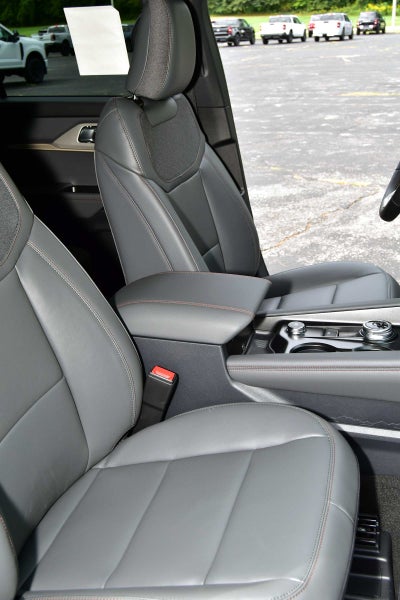 2027 Ford Explorer Active w/100A Pkg