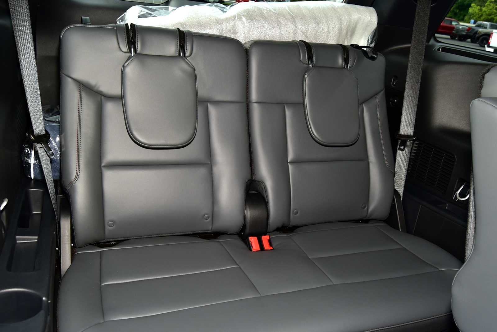2027 Ford Explorer Active w/100A Pkg