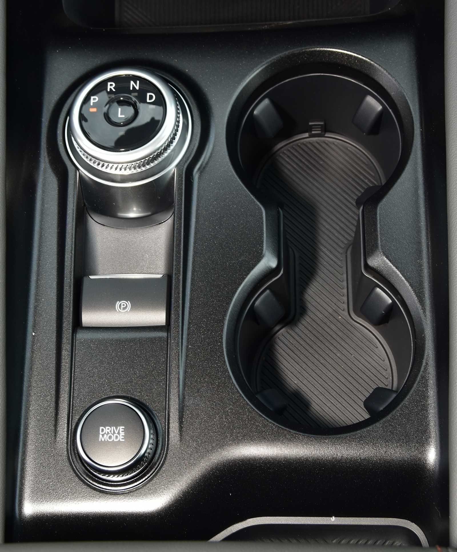 2027 Ford Explorer Active w/100A Pkg