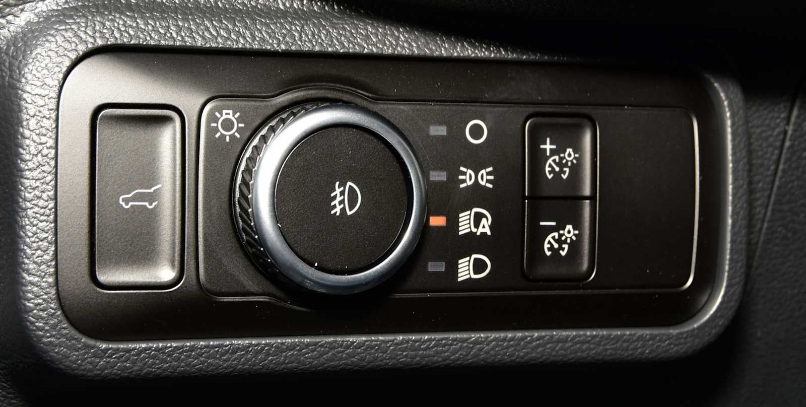 2027 Ford Explorer Active w/100A Pkg