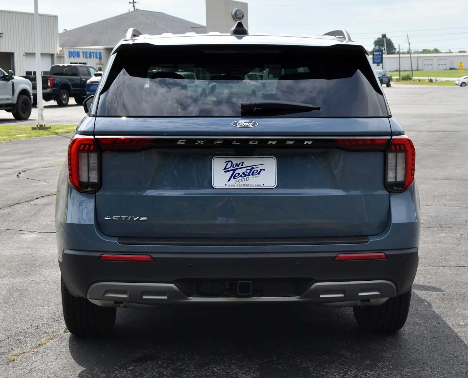 2027 Ford Explorer Active w/100A Pkg