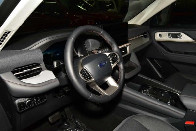 2026 Ford Explorer Active w/100A Pkg