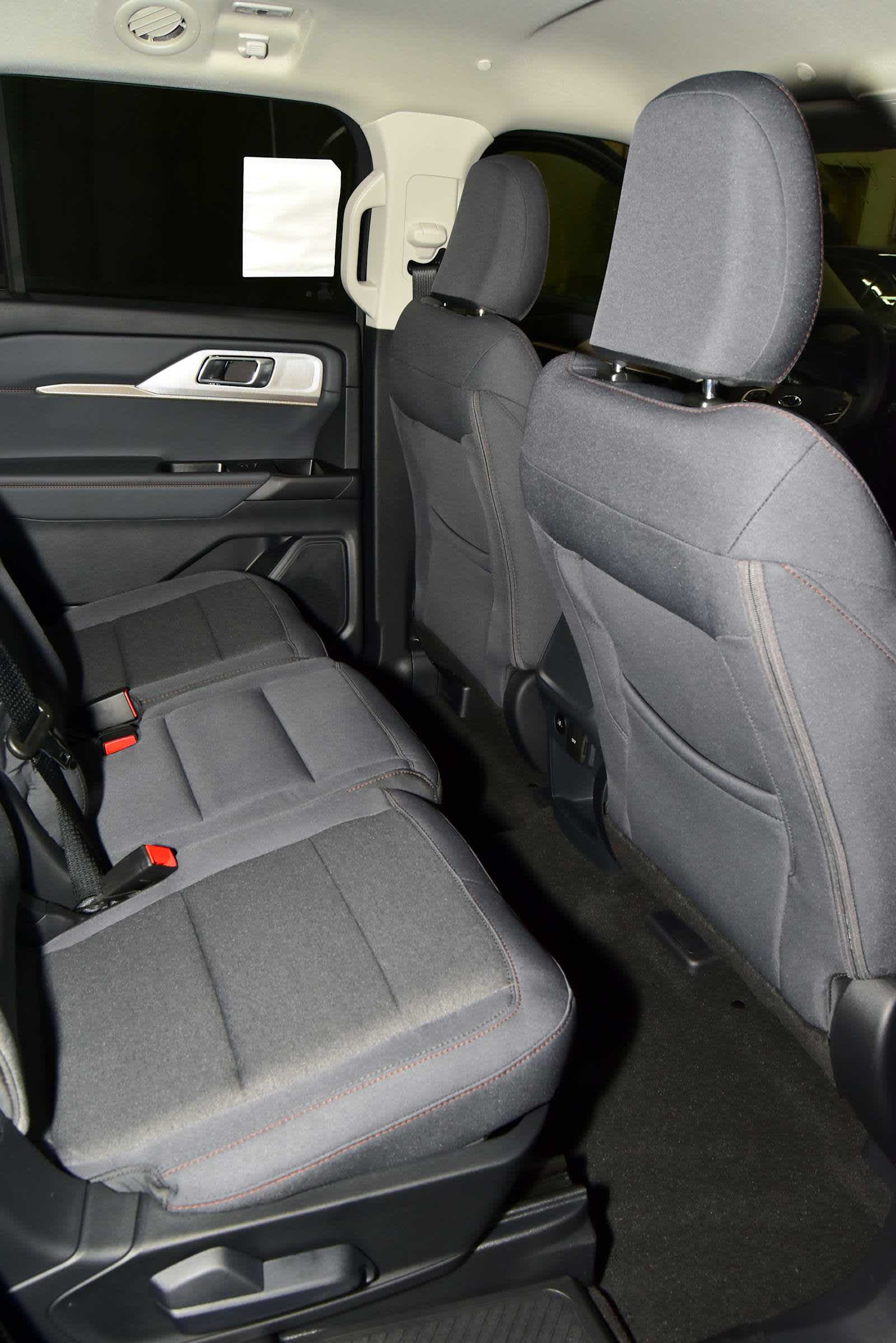 2026 Ford Explorer Active w/100A Pkg