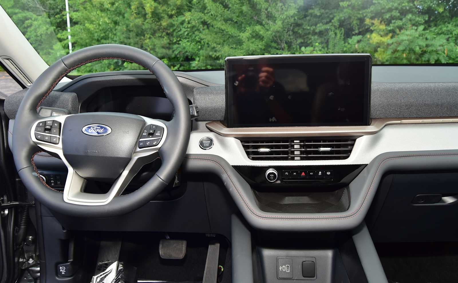 2026 Ford Explorer Active w/200A Pkg
