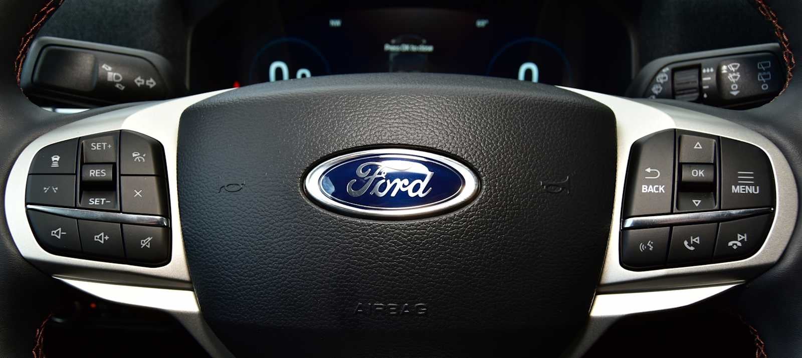 2026 Ford Explorer Active w/200A Pkg