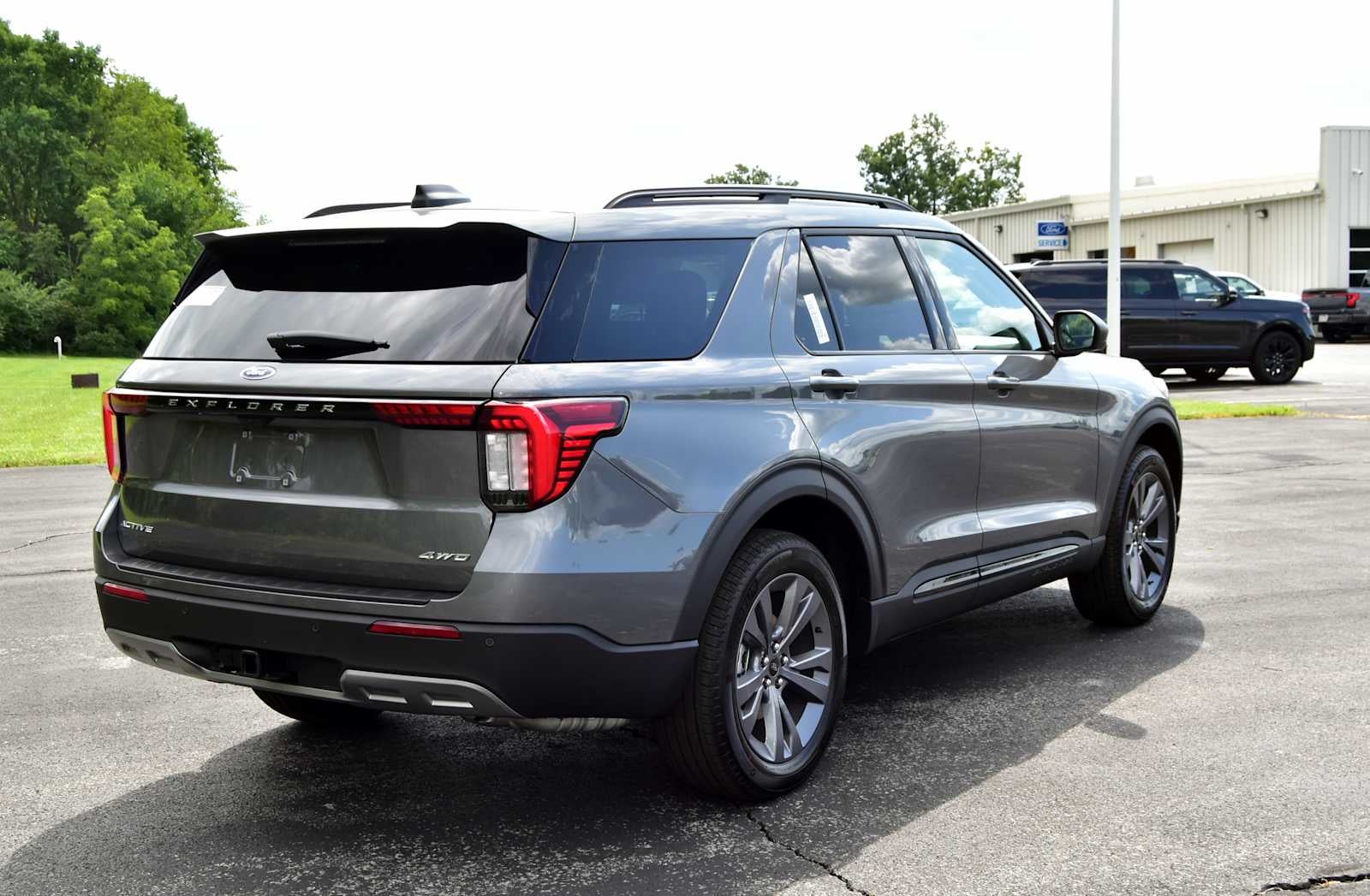 2026 Ford Explorer Active w/200A Pkg