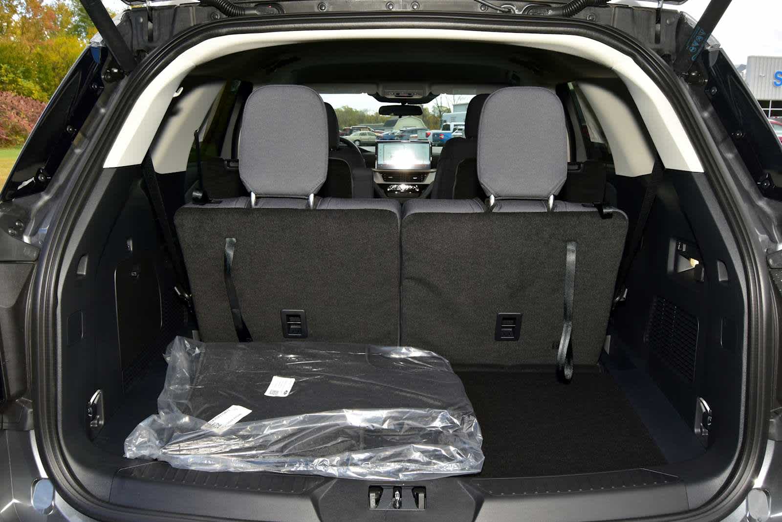 2026 Ford Explorer Active w/100A Pkg