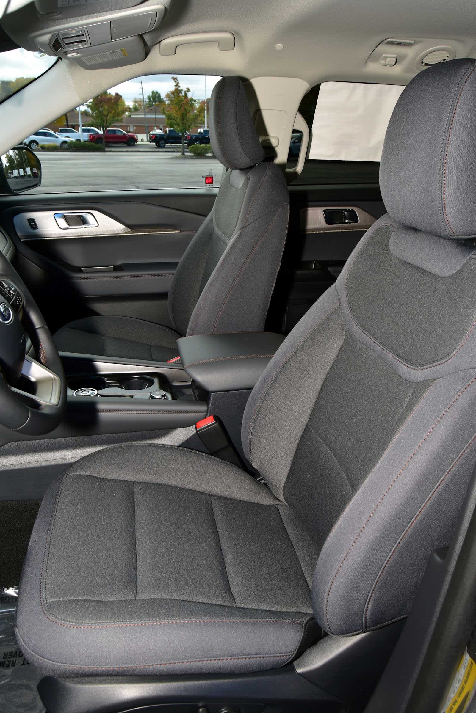 2026 Ford Explorer Active w/100A Pkg