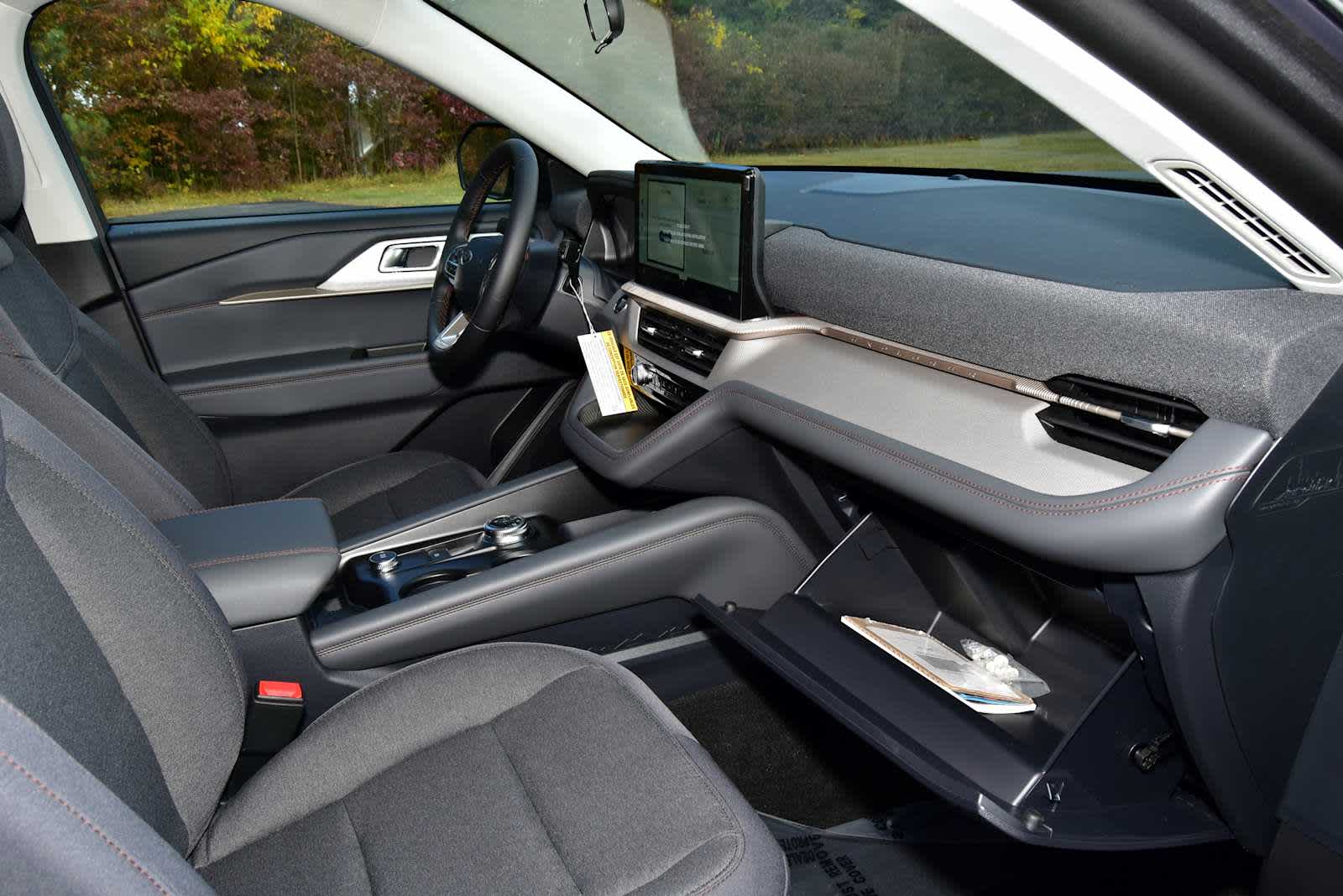 2026 Ford Explorer Active w/100A Pkg