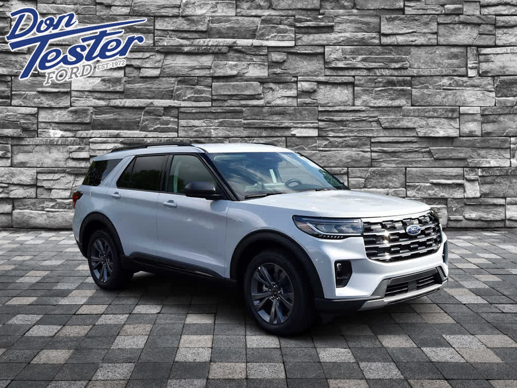 2026 Ford Explorer Active w/200A Pkg