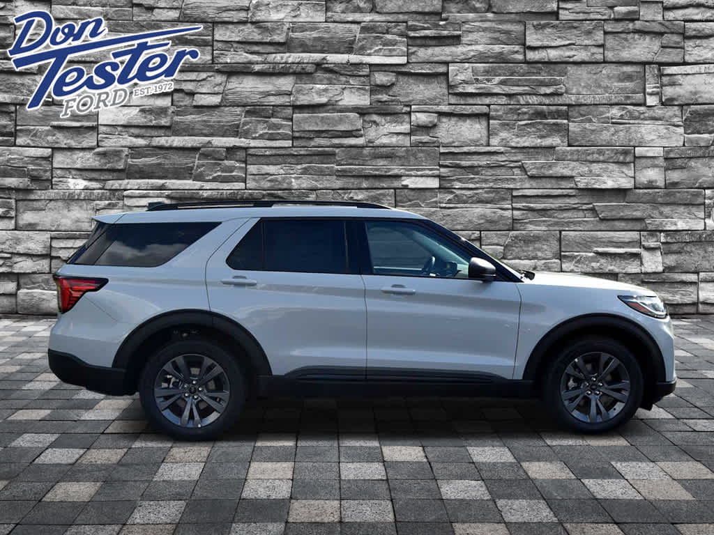 2026 Ford Explorer Active w/200A Pkg