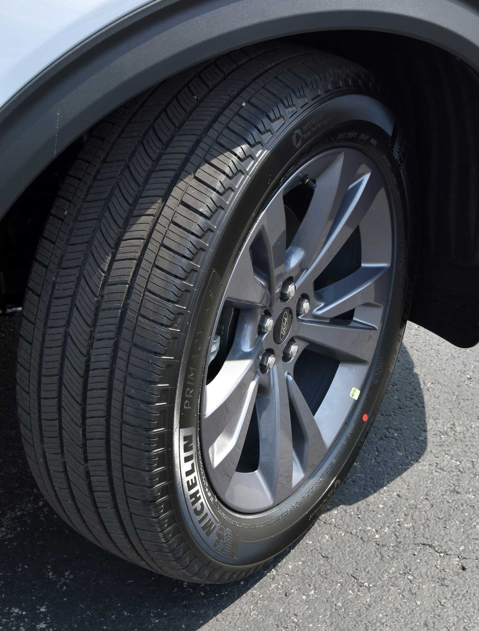 2026 Ford Explorer Active w/100A Pkg