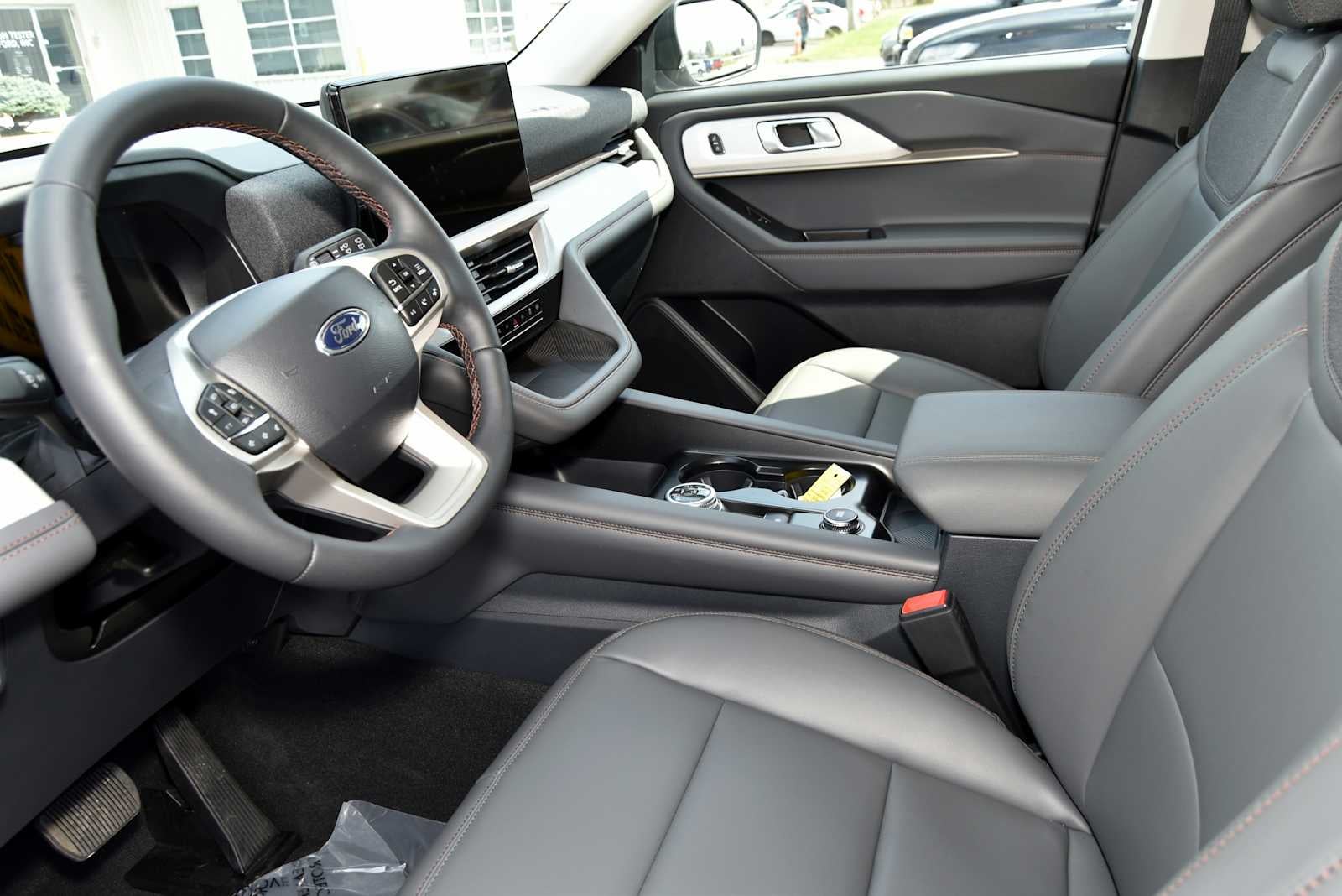 2026 Ford Explorer Active w/100A Pkg