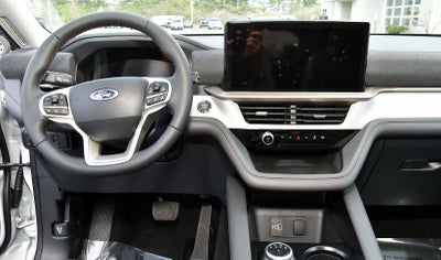 2026 Ford Explorer Active w/100A Pkg