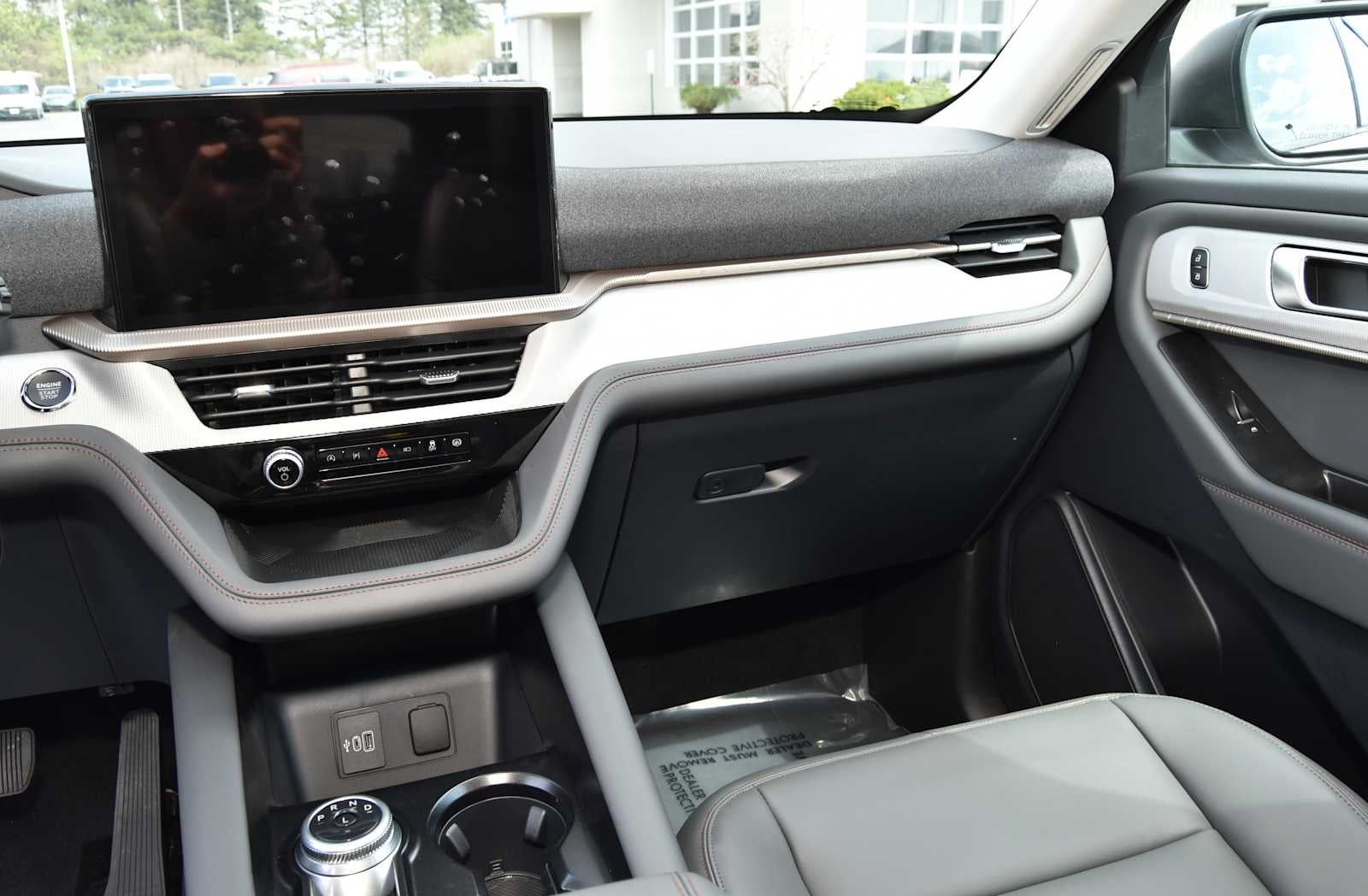 2026 Ford Explorer Active w/100A Pkg