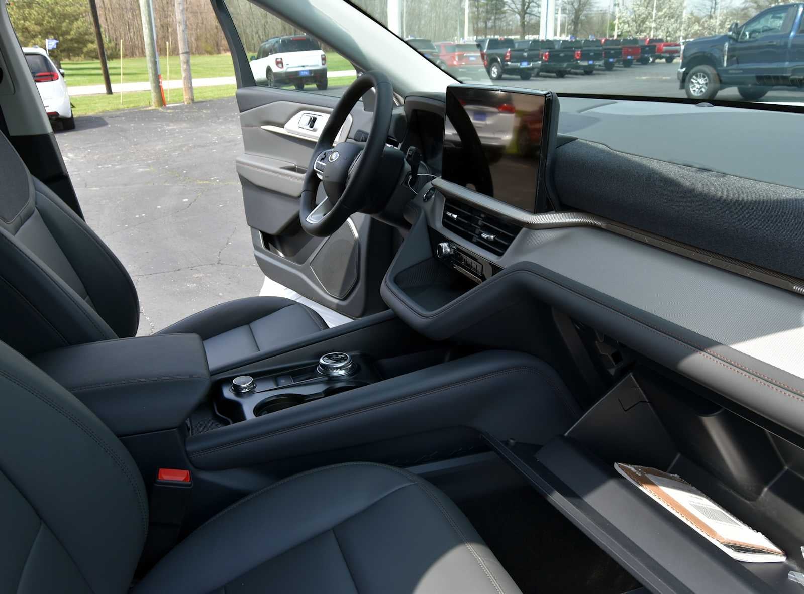 2026 Ford Explorer Active w/100A Pkg