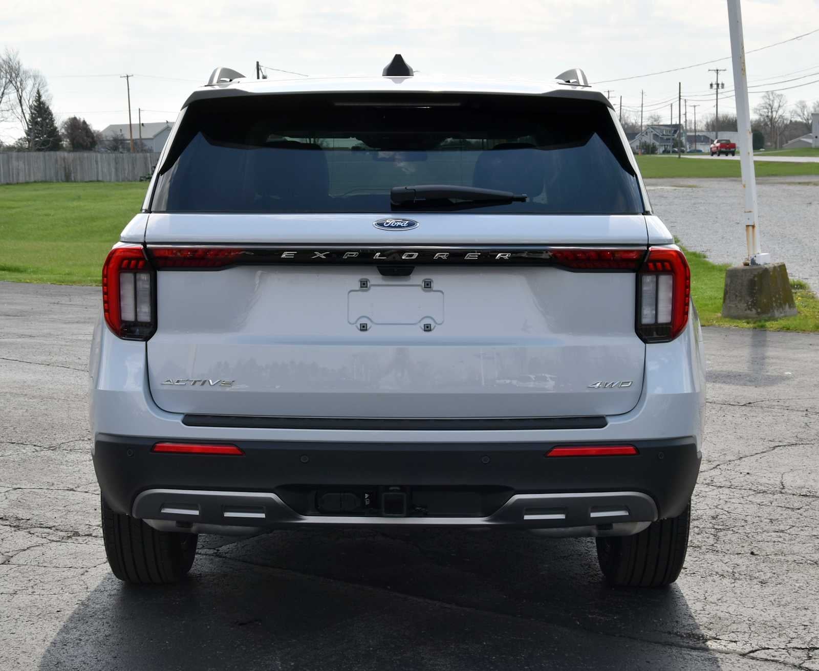 2026 Ford Explorer Active w/100A Pkg