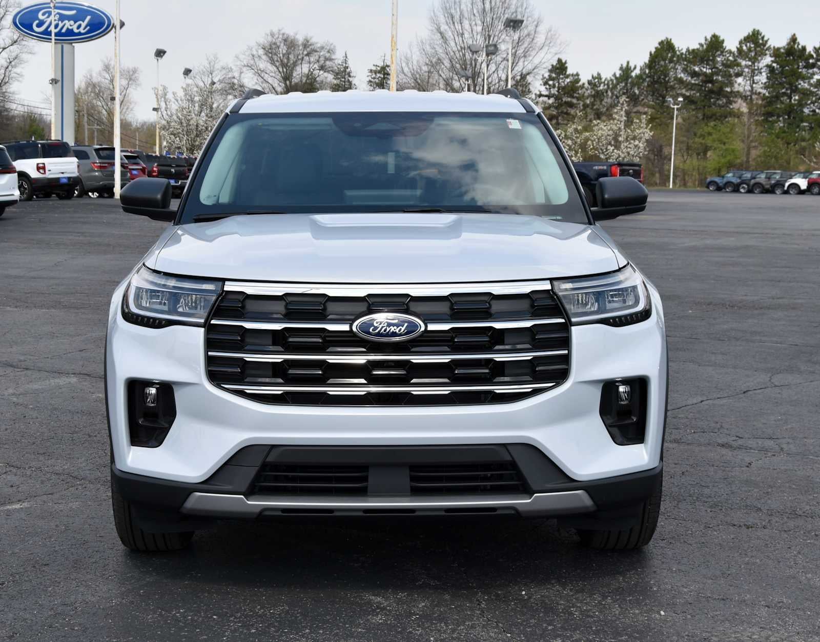 2026 Ford Explorer Active w/100A Pkg