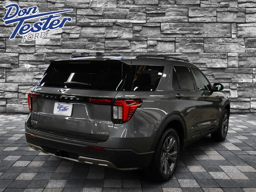 2026 Ford Explorer Active w/200A Pkg