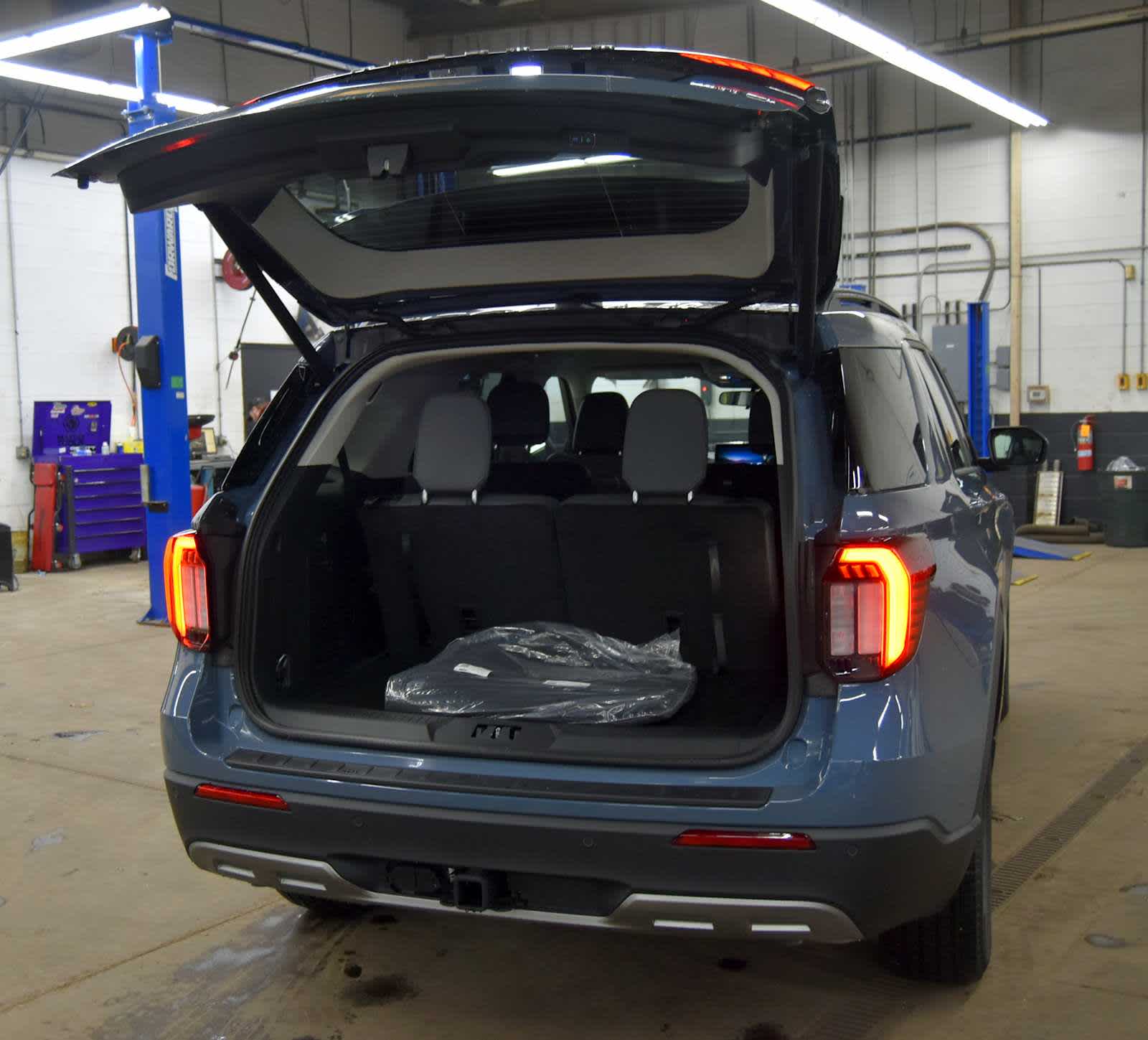 2026 Ford Explorer Active w/100A Pkg